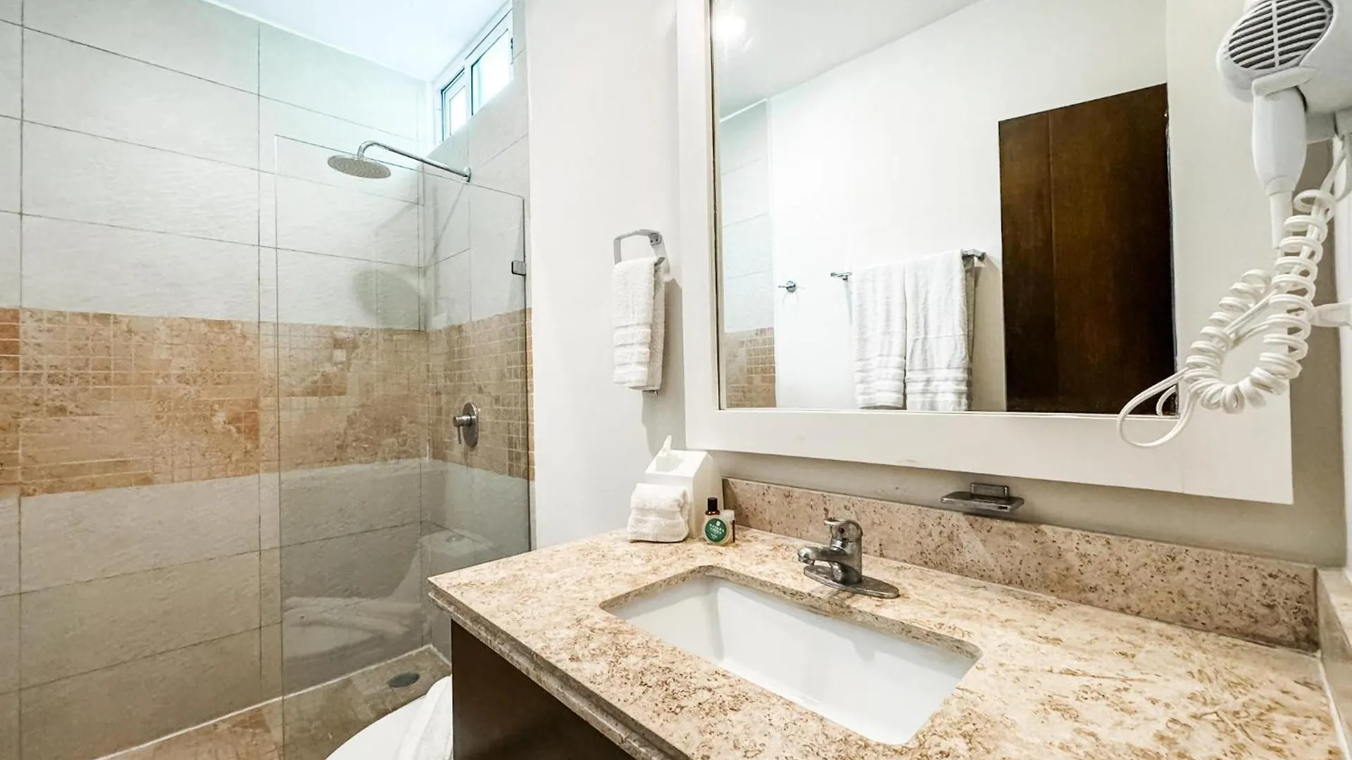 Sabbia 2310- 3Bedrooms All In Suite Playa del Carmen Mexico