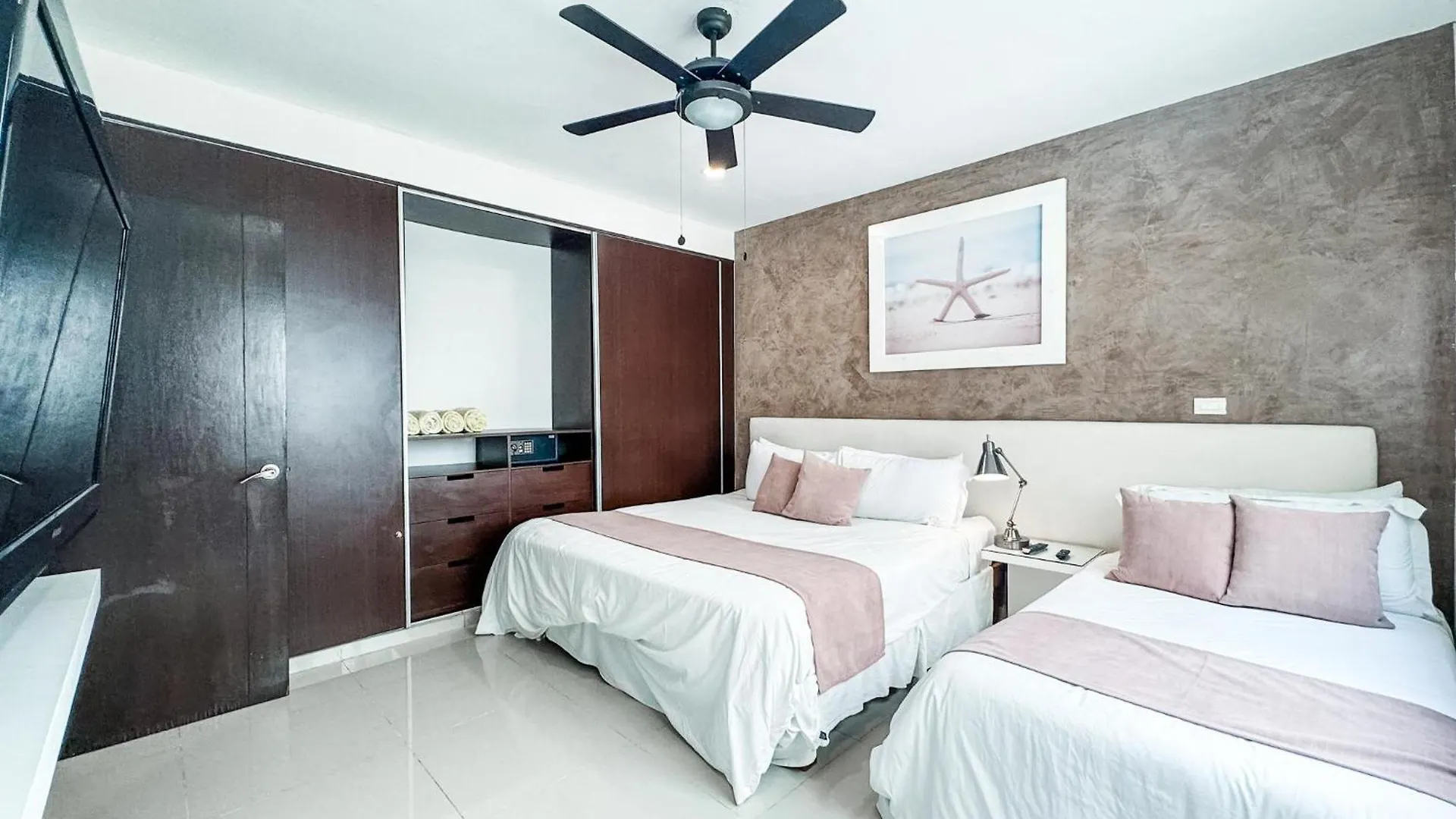 Apartamento Sabbia 2310- 3Bedrooms All In Suite Playa del Carmen México
